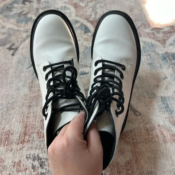 Women’s White Doc Martens - Picture 5 of 6